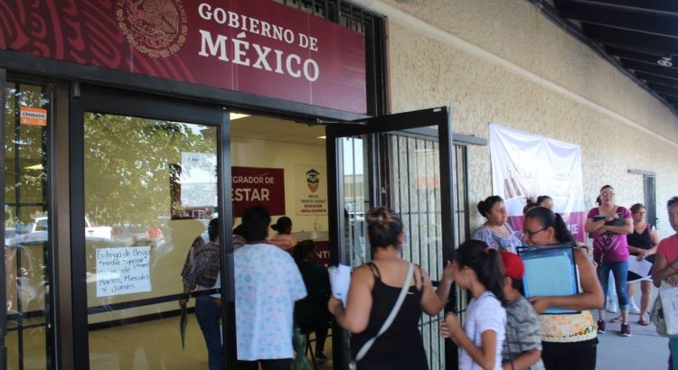 Bienestar abre líneas de atención telefónica en Juárez