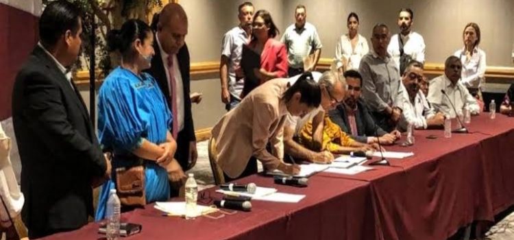 Autoridades indígenas del estado de Chihuahua firman convenio con CDMX