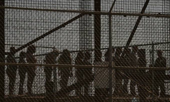 Cierran puertas de acceso peatonal en garita de Ciudad Juárez