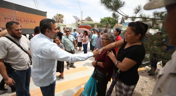 Entregan obras de pavimentación en la Fronteriza Baja
