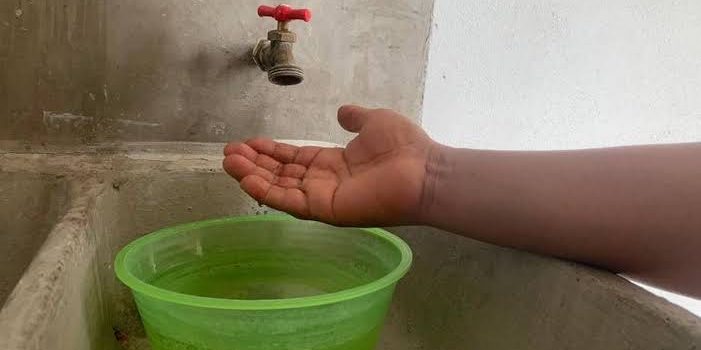 Padecen baja presión del agua en Ciudad Juárez