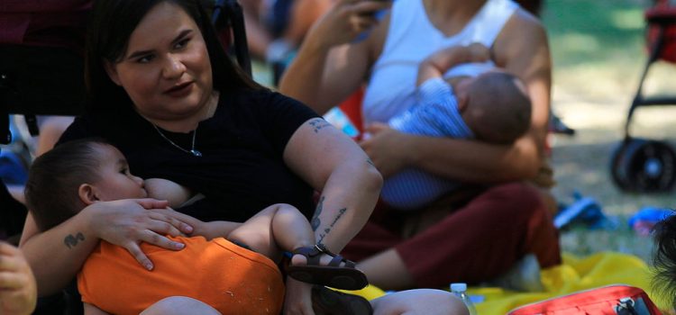 Mujeres promueven la lactancia materna en Juárez