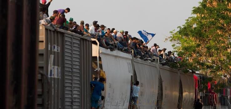 Arriban a Ciudad Juárez alrededor de 3 mil migrantes