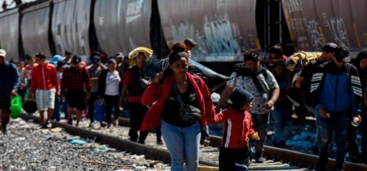 Colegio de Chihuahua y OIM firman convenio sobre migración