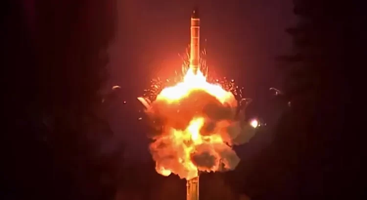 Realiza Rusia ensayo de “ataque nuclear masivo”