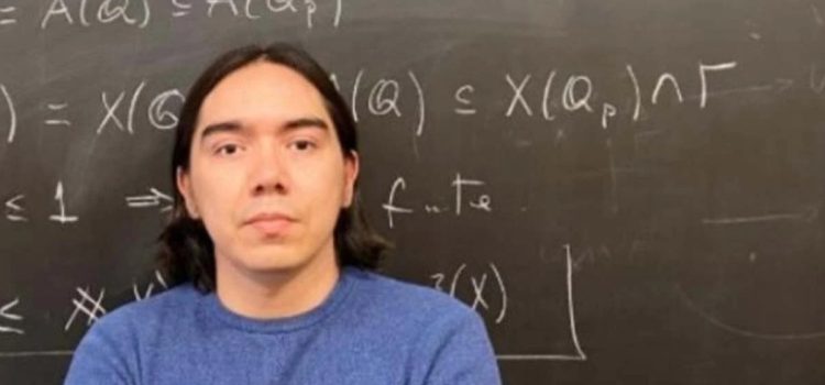 Resolvió profesor chileno problema matemático que llevaba un siglo sin solución Resolvió profesor chileno problema matemático que llevaba un siglo sin solución