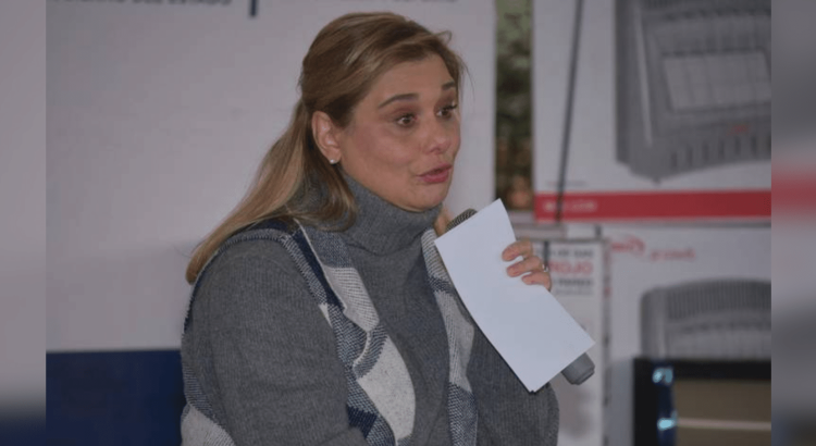 Entregan  614 calentones a escuelas de 40 municipios