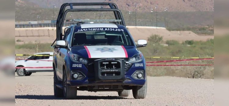 Detienen a cuatro sujetos y aseguran 11 armas tras enfrentamiento en carretera de Chihuahua