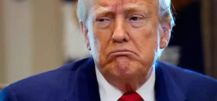 Amaga Trump a la UE con aranceles de 50% Amaga Trump a la UE con aranceles de 50%