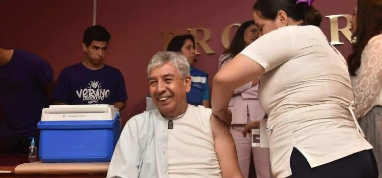 Llegan a Chihuahua 127 vacunadores de 12 estados para contener los casos de sarampión Llegan a Chihuahua 127 vacunadores de 12 estados para contener los casos de sarampión