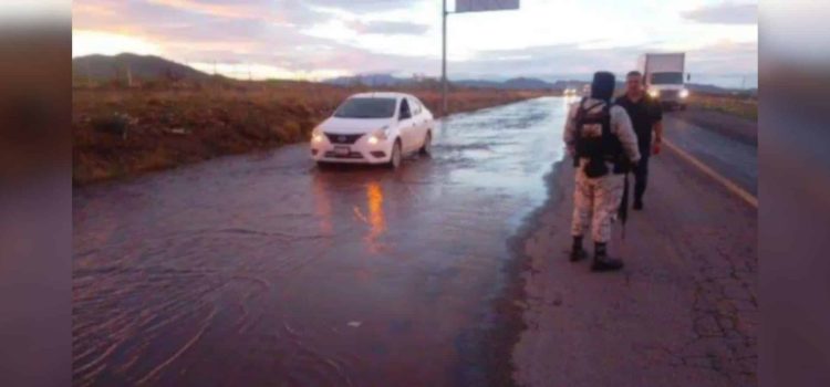 Atiende Protección Civil 25 reportes por inundaciones, 10 rescates de personas y dos derrumbes en Chihuahua