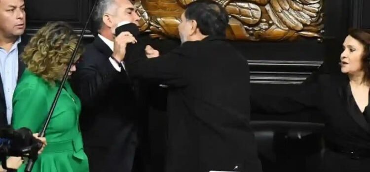 Hay tiro… Hay tiro…
