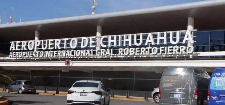 Conductores de Uber ya no podrán ser detenidos al recoger pasajeros en aeropuertos del estado Conductores de Uber ya no podrán ser detenidos al recoger pasajeros en aeropuertos del estado