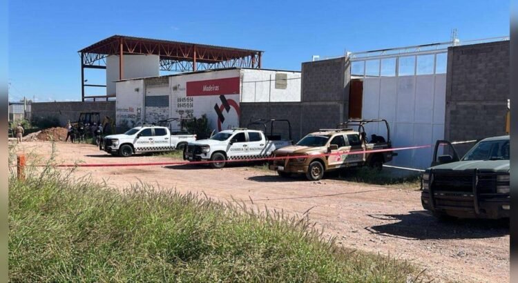 Aseguran toma clandestina conectada a ducto de Pemex en Chihuahua Aseguran toma clandestina conectada a ducto de Pemex en Chihuahua