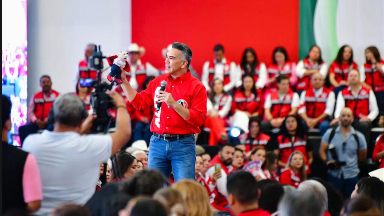 PRI buscará alianza en Chihuahua para competir contra Morena en 2027